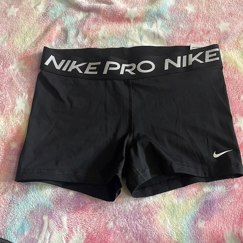 Nike pro